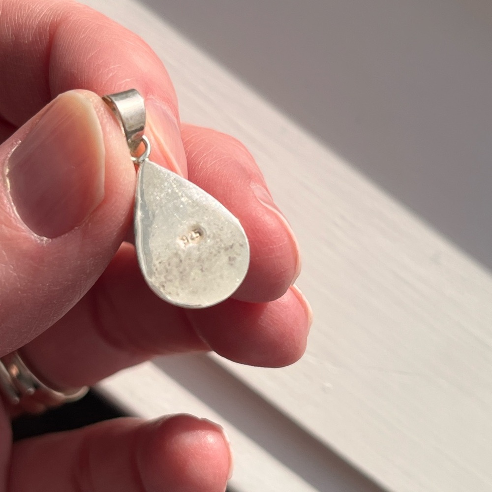 Stamped 925 sterling Silver Teardrop Pendant - Picture 3 of 4